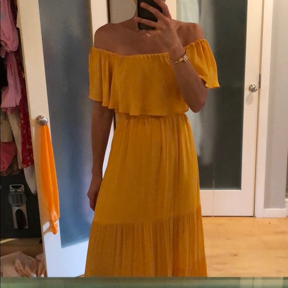 yellow flowy maxi dress